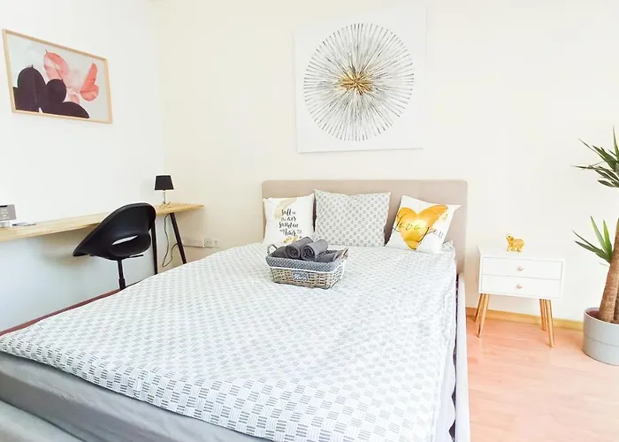 1a & Business In The Center! *