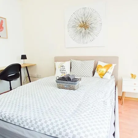 1a & Business In The Center! *