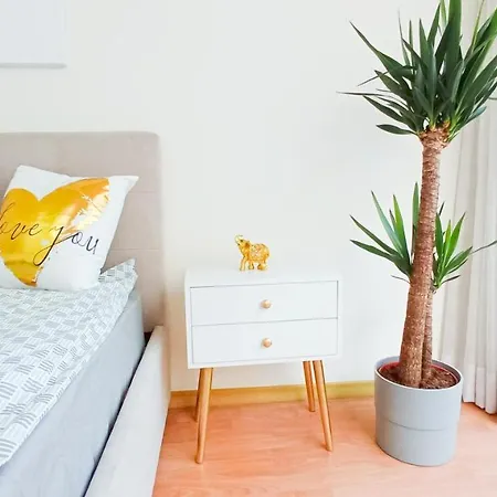 1a & Business In The Center! *